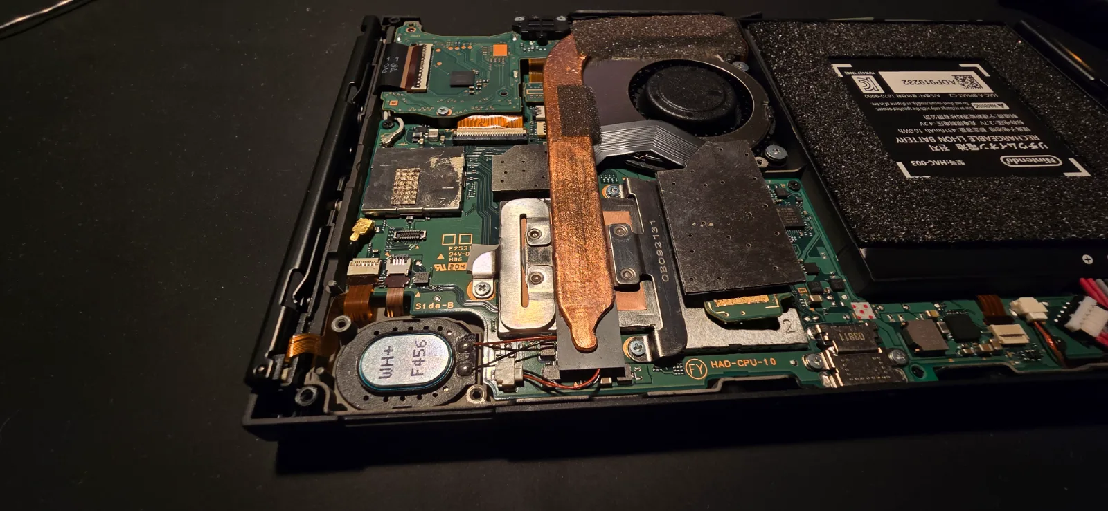 Switch Modchip Installation photo 9