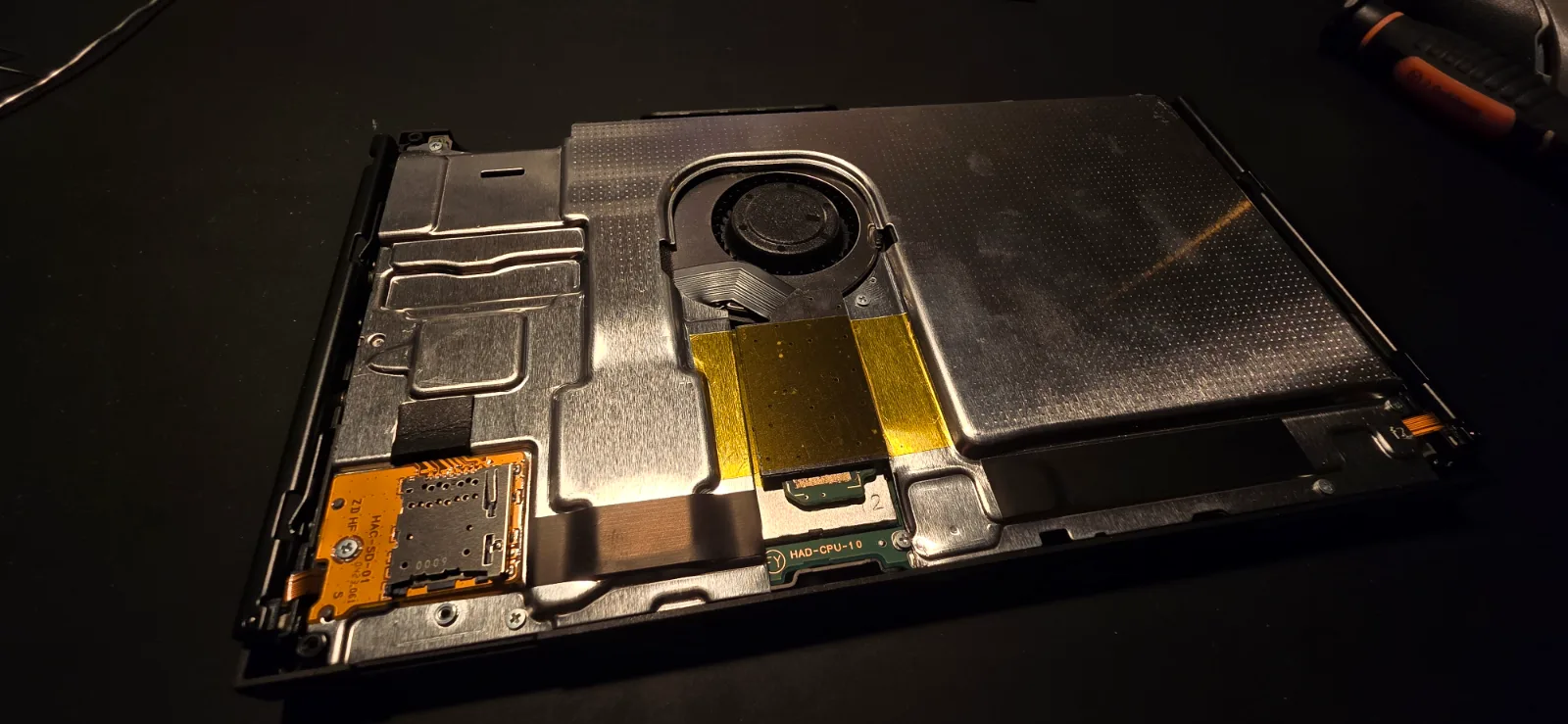 Switch Modchip Installation photo 10